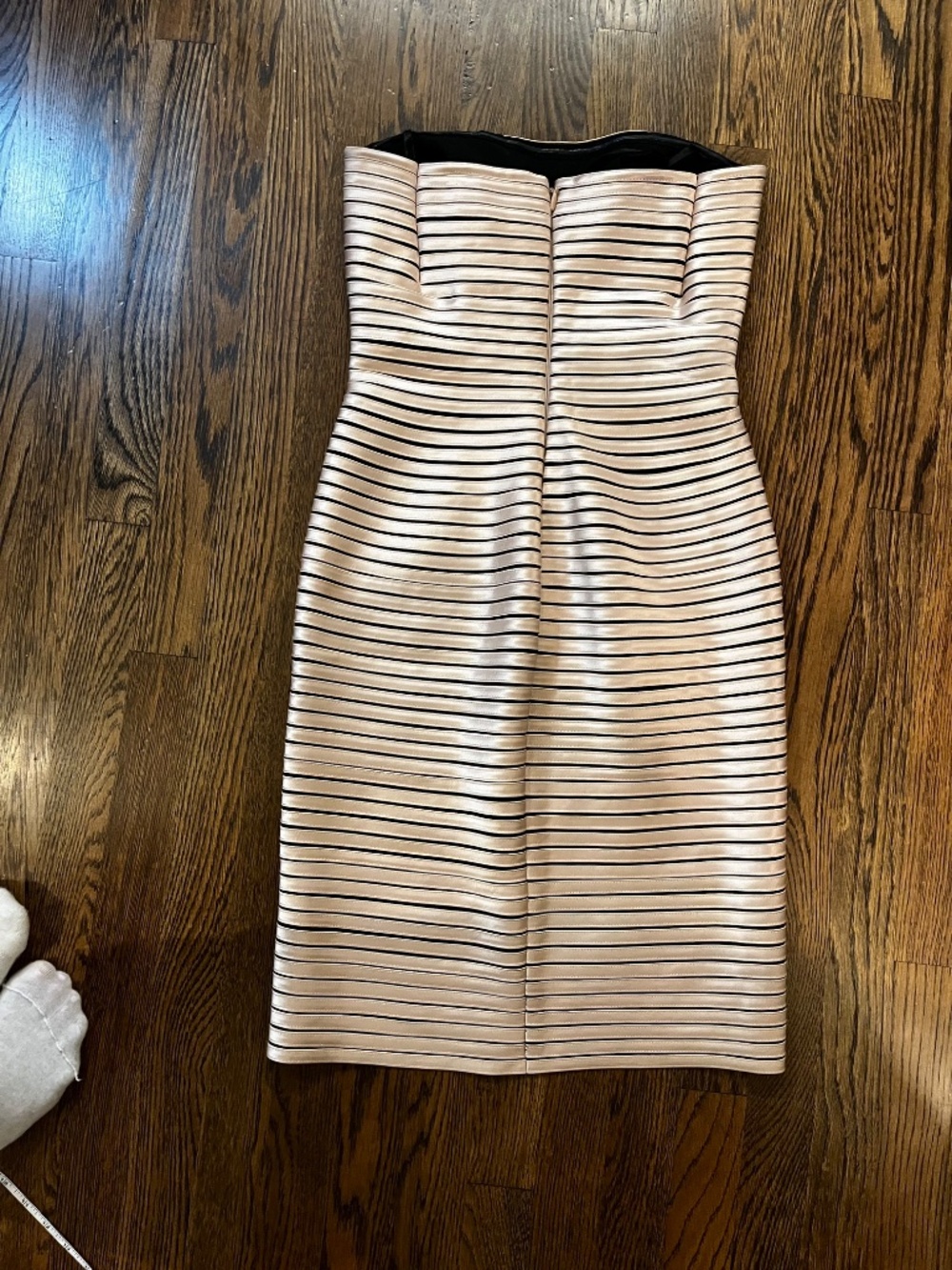 BCBGMaxAzria Strapless Dress • Champagne • Sz 8 (fits 4-6) - Picture 3 of 8